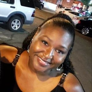 Meet your Posher, Ayana